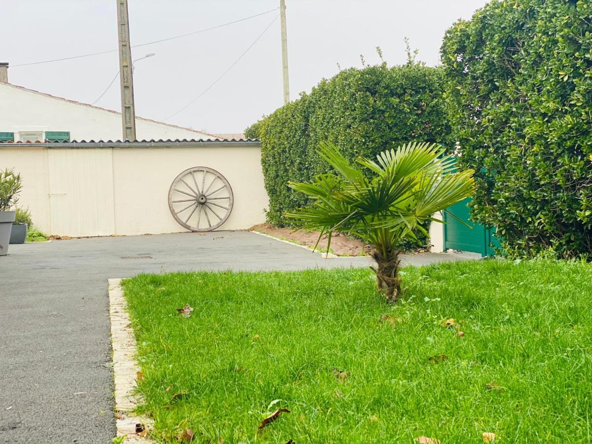 Maison De Campagne Chez Trabou Et Loulou 20 Min De La Rochelle Aigrefeuille-d'Aunis Luaran gambar