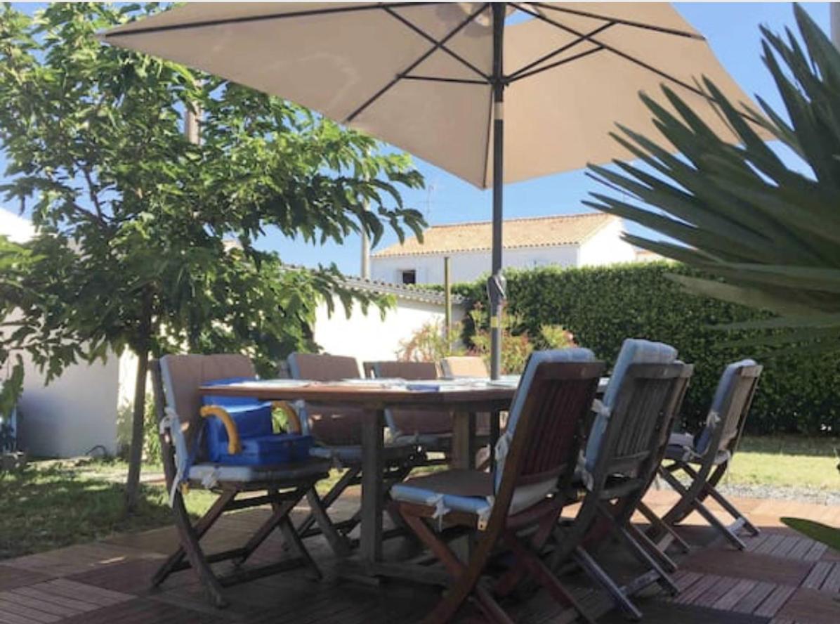 Maison De Campagne Chez Trabou Et Loulou 20 Min De La Rochelle Aigrefeuille-d'Aunis Luaran gambar